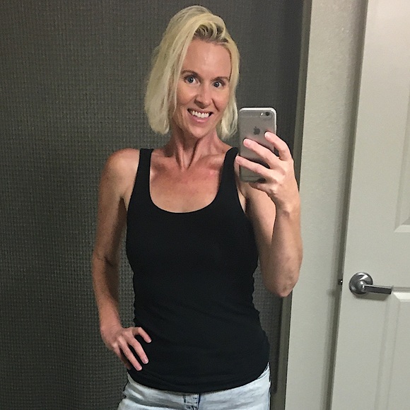 Meet your Posher, Melinda - Picture 3 of 5